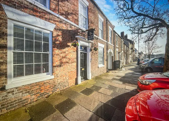 Ridley House Apartments